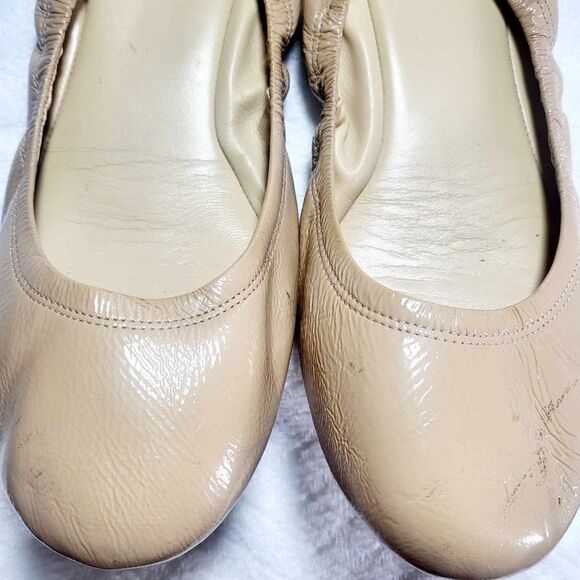 COLE HAAN flat ballet Cream Size 8 shoes lightly used. - Picture 9 of 10